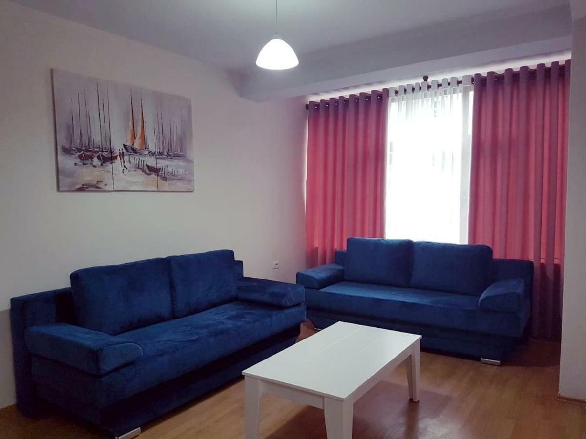 Lovely Apt At The Heart Of The City&Near The Lake โปกราเดซ ภายนอก รูปภาพ